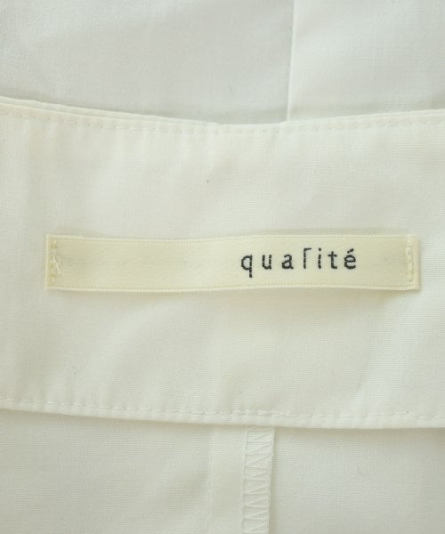 qualite เสื้อสตรี