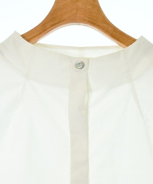 qualite เสื้อสตรี