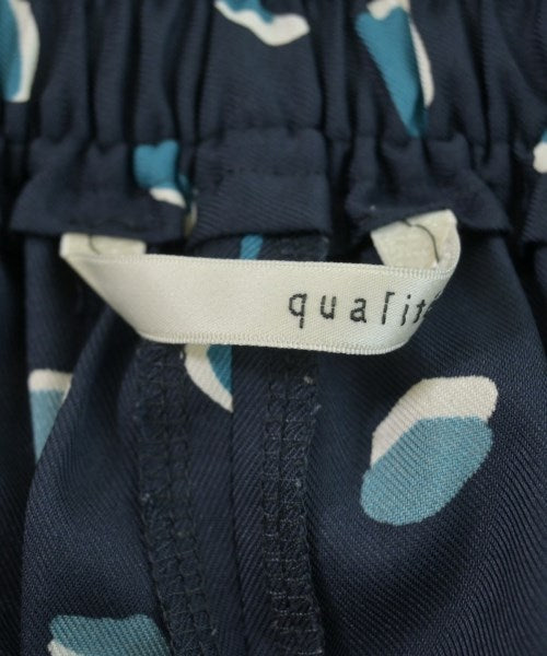 qualite กางเกง อื่น