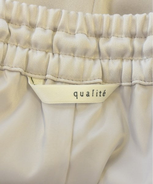 qualite กางเกง อื่น