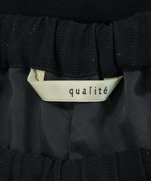 qualite กางเกง อื่น