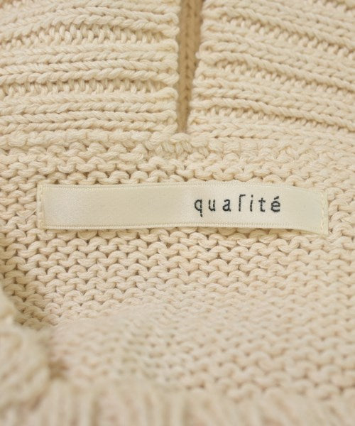 qualite เสื้อกั๊ก
