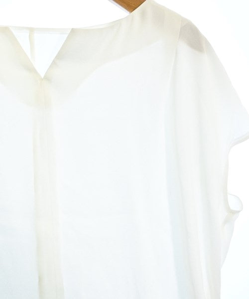 qualite เสื้อสตรี