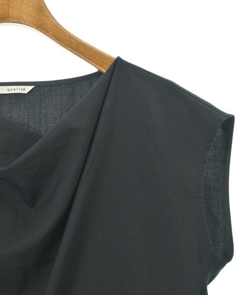 qualite เสื้อสตรี