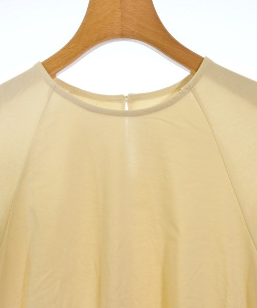 qualite เสื้อยืด/เสื้อท็อปส์