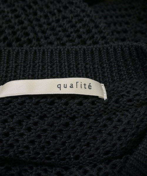 qualite เสื้อกันหนาว