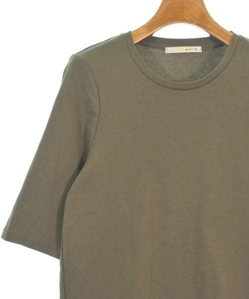 qualite เสื้อยืด/เสื้อท็อปส์