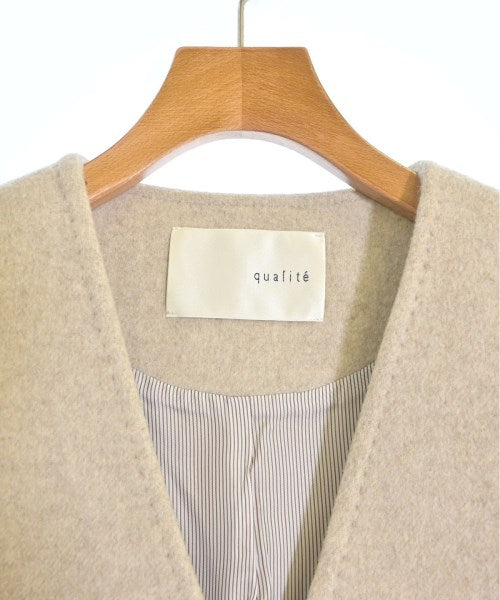 qualite เสื้อกั๊ก