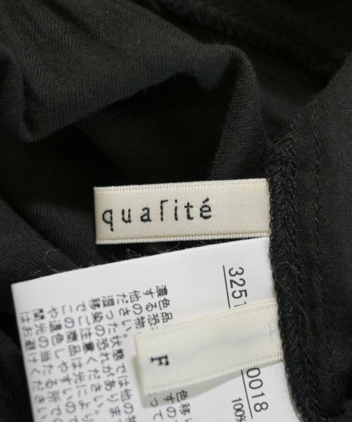 qualite เสื้อสตรี