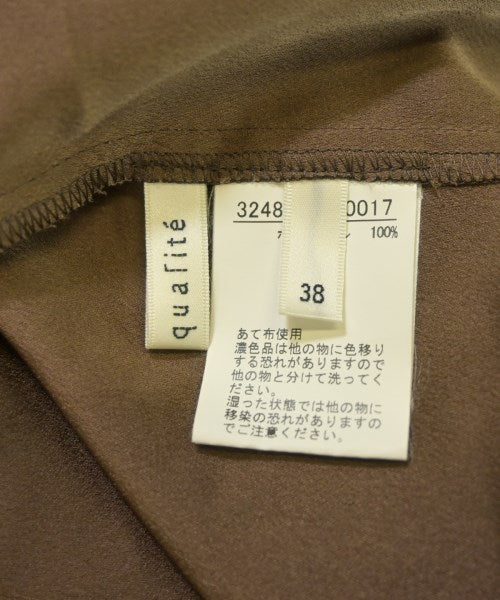 qualite เสื้อสตรี