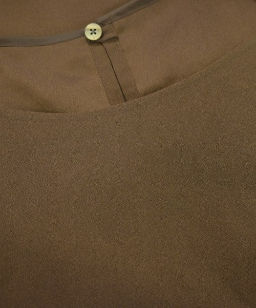 qualite เสื้อสตรี
