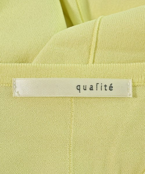 qualite เสื้อกันหนาว