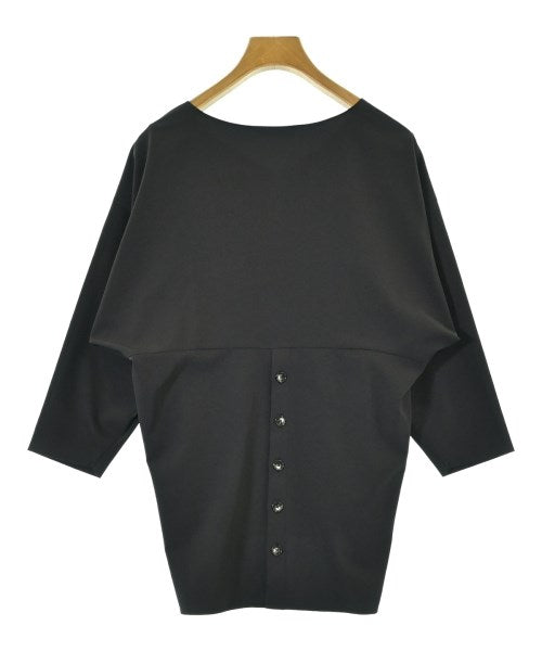 qualite เสื้อสตรี