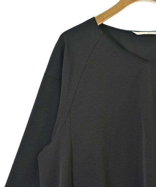 qualite เสื้อสตรี