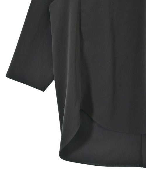 qualite เสื้อสตรี
