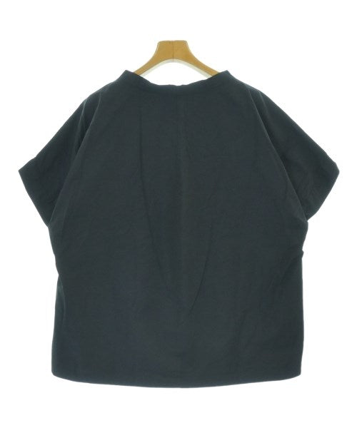qualite เสื้อสตรี