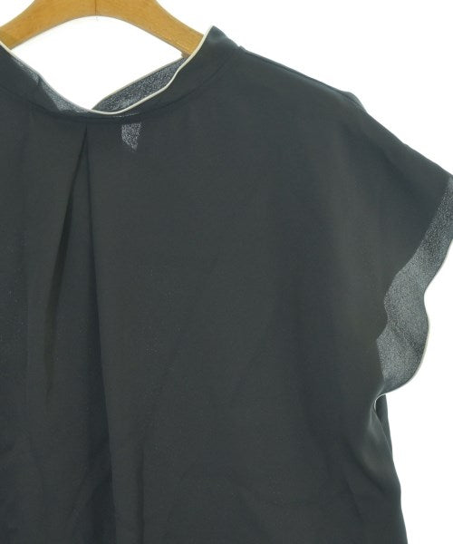 qualite เสื้อสตรี
