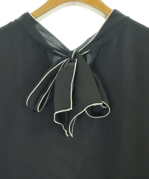 qualite เสื้อสตรี
