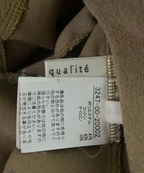 qualite เสื้อสตรี