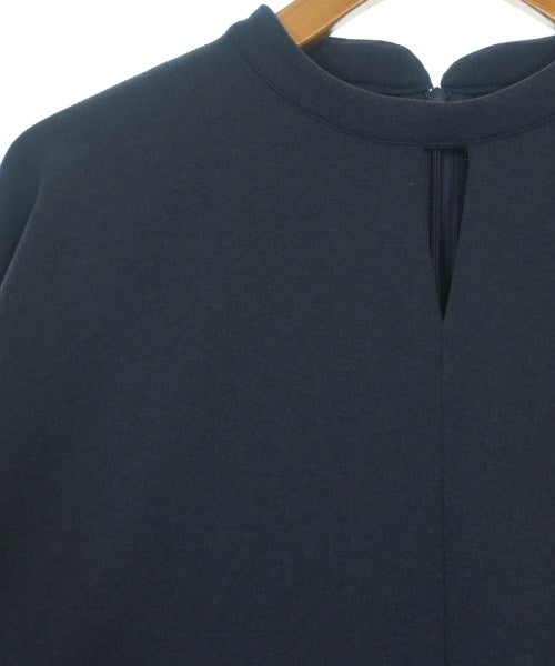 qualite เสื้อสตรี