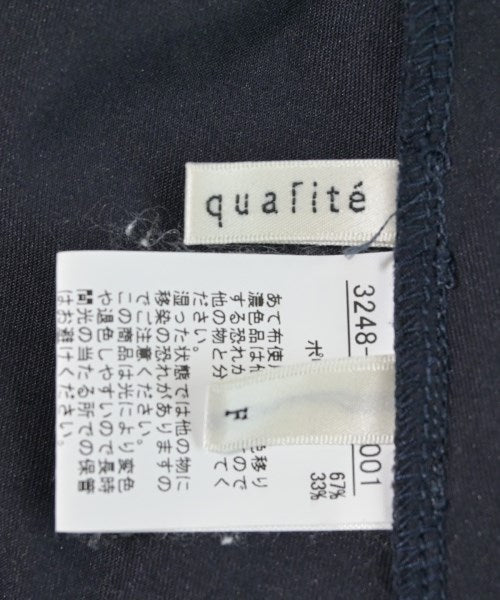 qualite เสื้อยืด/เสื้อท็อปส์