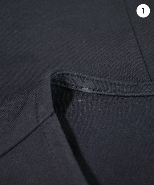 qualite เสื้อยืด/เสื้อท็อปส์