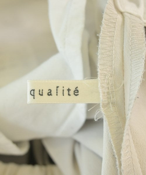 qualite กางเกง อื่น