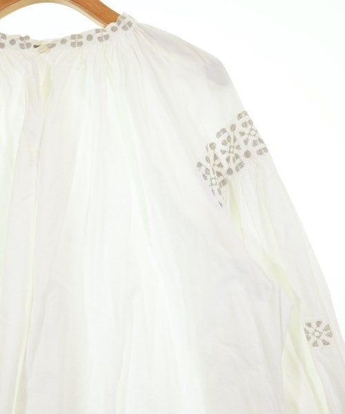Porter des boutons เสื้อสตรี