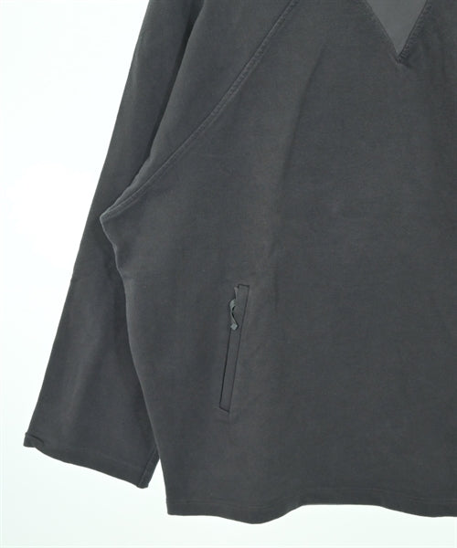 HUMANOID เสื้อสเวตเตอร์