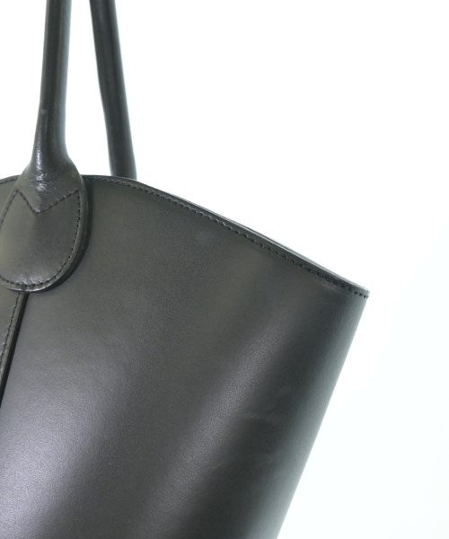 LAURA DI MAGGIO กระเป๋าถือ