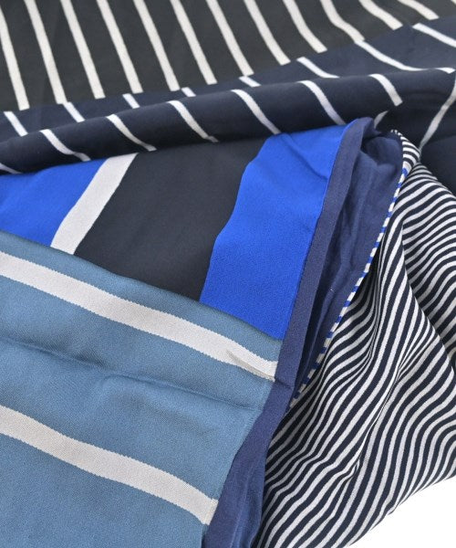 Pierre-Louis Mascia ผ้าคลุมไหล่