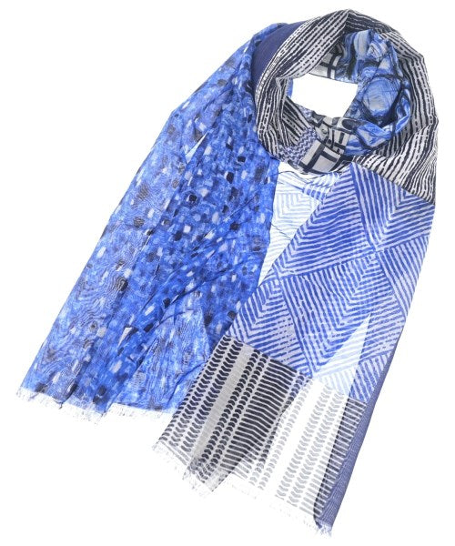 Pierre-Louis Mascia ผ้าคลุมไหล่