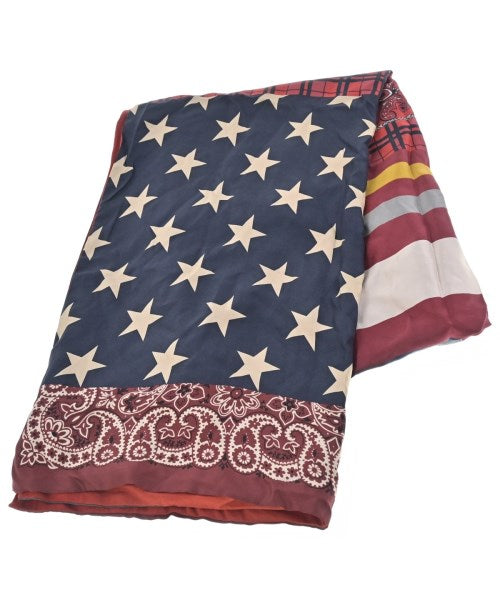 Pierre-Louis Mascia ผ้าคลุมไหล่