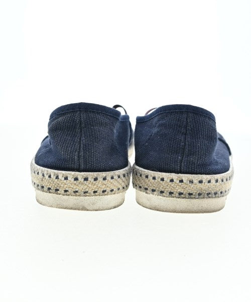 Rivieras รองเท้าผ้าใบ