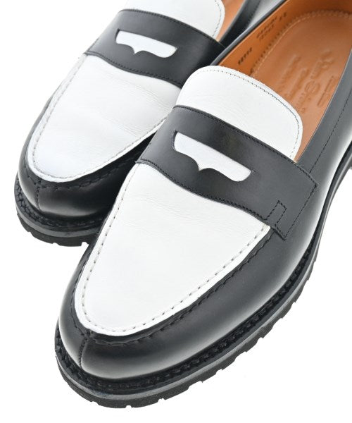 Jalan Sriwijaya รองเท้าสวมทางการ