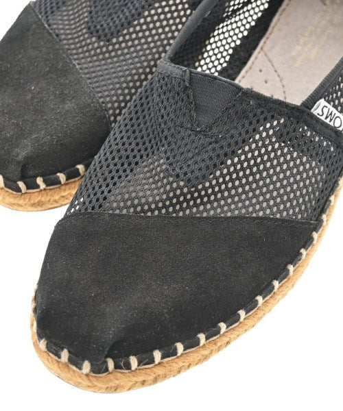TOMS รองเท้าพื้นเชือกสาน