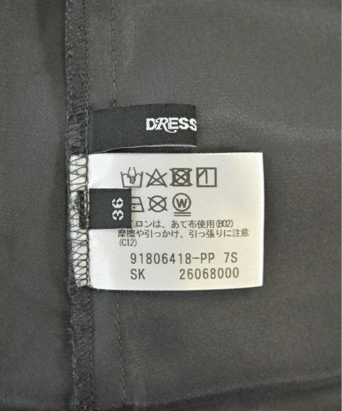 DRESSLAVE กระโปรงยาวถึงเข่า