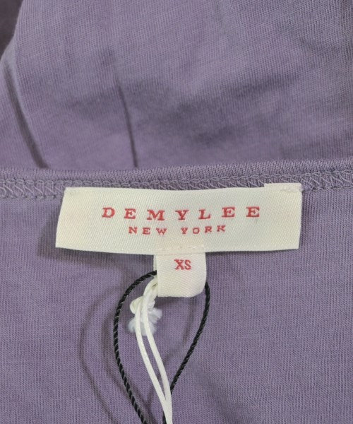 DEMYLEE เสื้อยืด/เสื้อท็อปส์