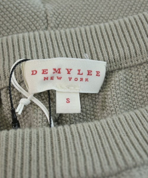 DEMYLEE กางเกงขาสั้น