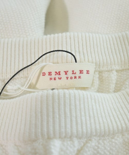 DEMYLEE กางเกงขาสั้น