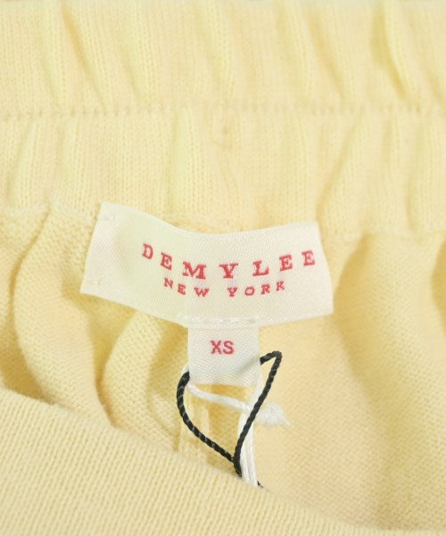 DEMYLEE กางเกงขาสั้น