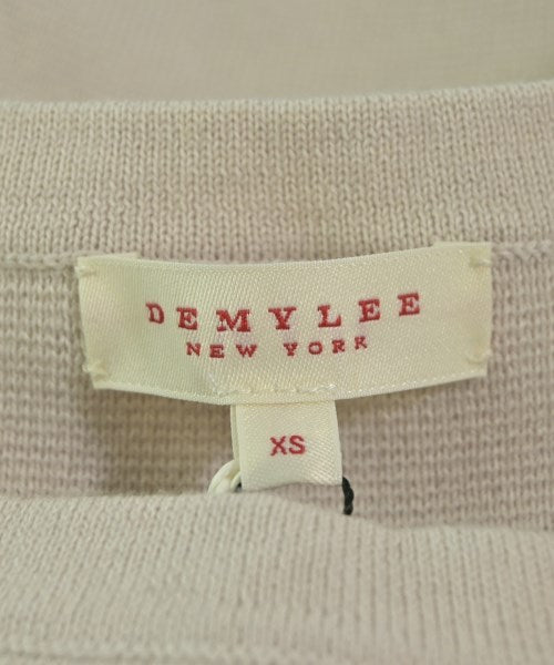 DEMYLEE เสื้อแขนกุด
