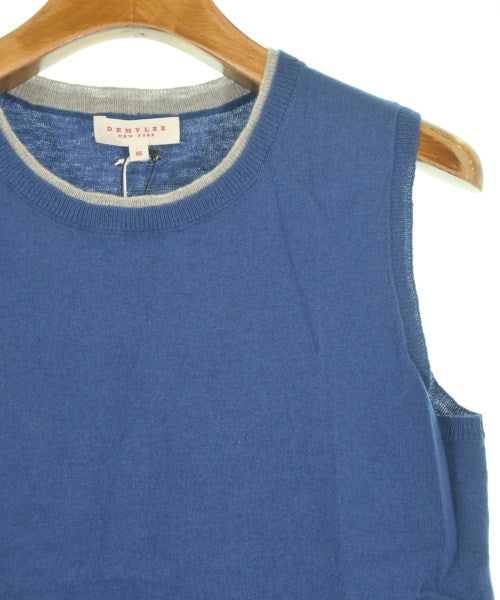 DEMYLEE เสื้อแขนกุด