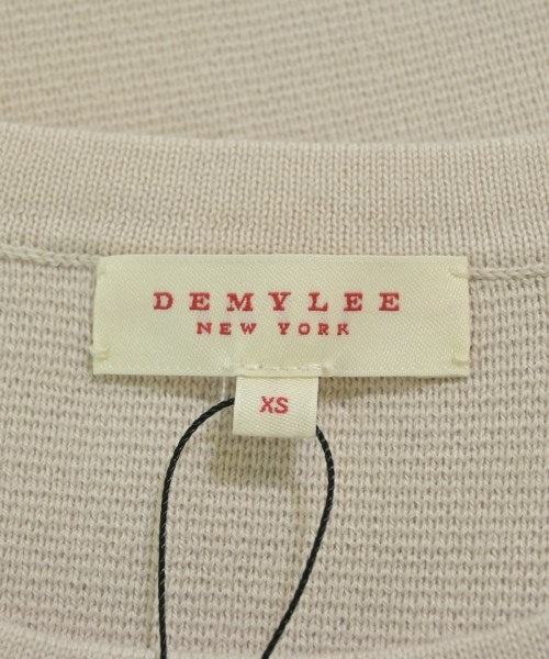 DEMYLEE เสื้อแขนกุด