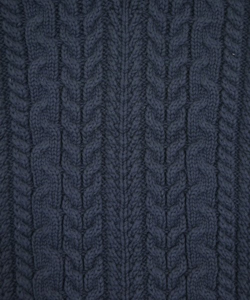 DEMYLEE เสื้อแขนกุด