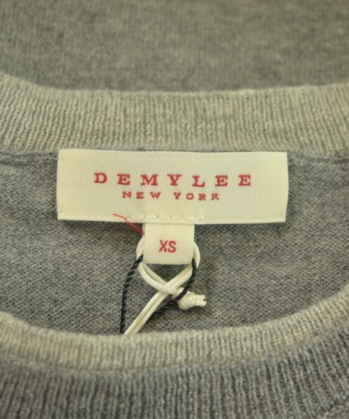 DEMYLEE เสื้อแขนกุด