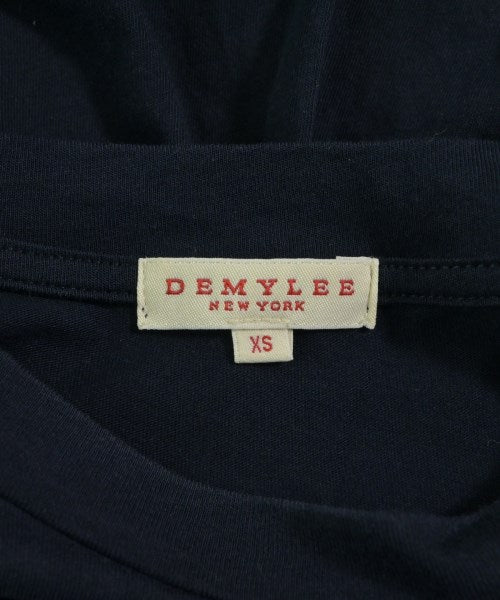 DEMYLEE เสื้อยืด/เสื้อท็อปส์