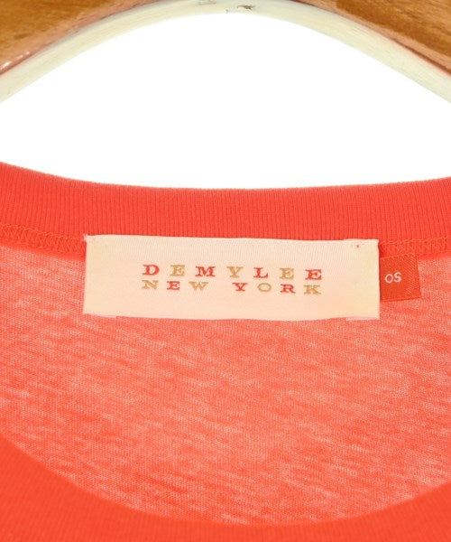 DEMYLEE เสื้อยืด/เสื้อท็อปส์