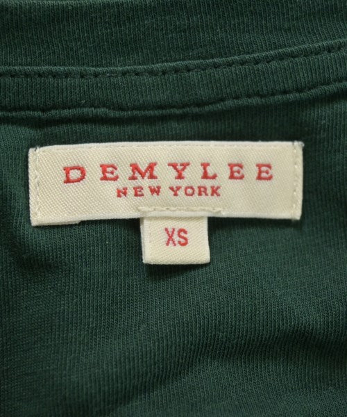 DEMYLEE เสื้อยืด/เสื้อท็อปส์