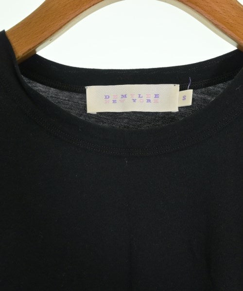 DEMYLEE เสื้อยืด/เสื้อท็อปส์